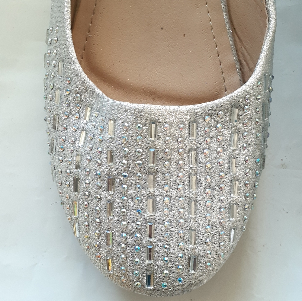 Lucita Rinestone Flats - Picture 2 of 3